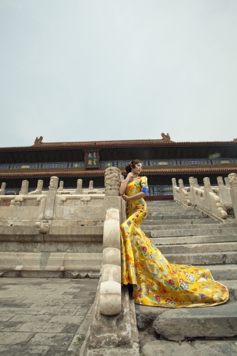 PS专业人像后期修饰教程:外景灰白天空美化技巧之调色法 PS专业人像后期修饰教程:外景灰白天空美化技巧之调色法